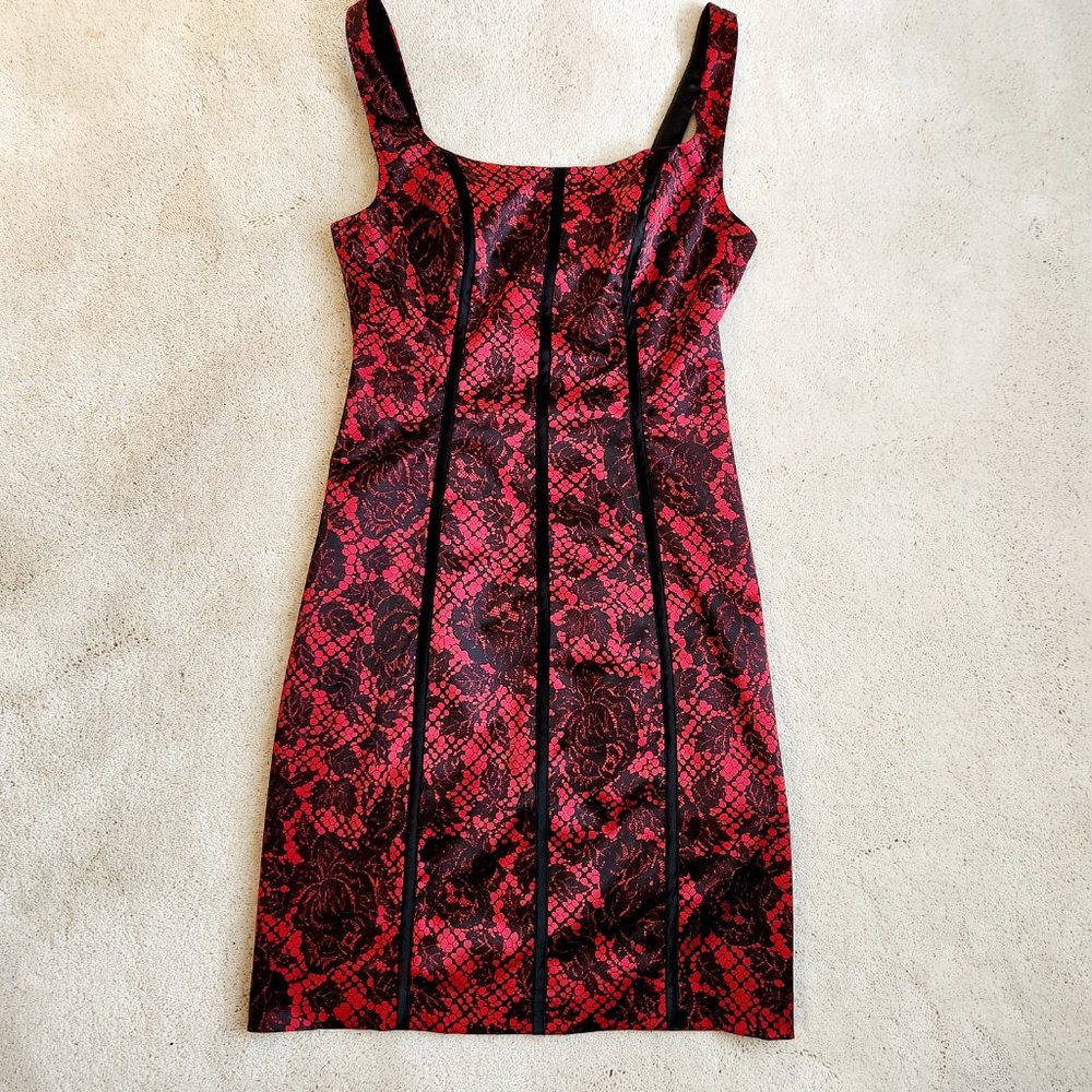 GUESS Lace Printed Fitted Satin Cocktail Dress, red and black, size 4
